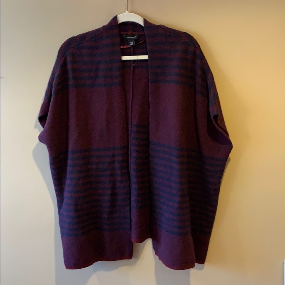 Sleeveless oversized cardigan